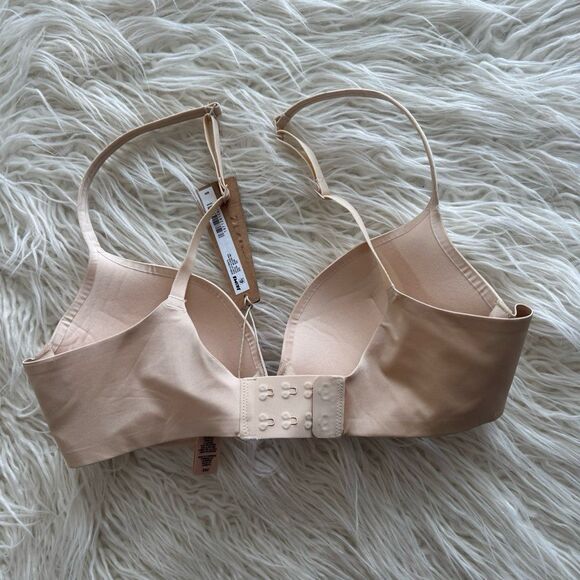 Skims Ultimate Push up Plunge Bra Sand Size 32C - Picture 5 of 7